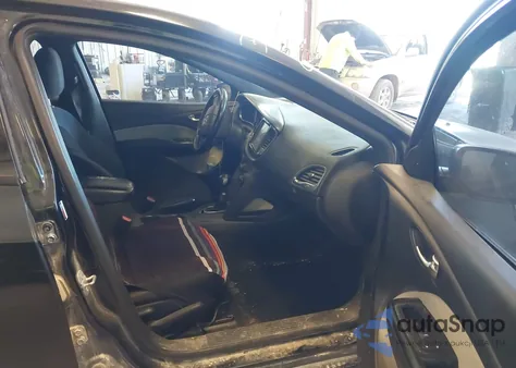 2015 Dodge Dart Sxt z USA, uszkodzony, nr VIN 1C3CDFBB1FD102030